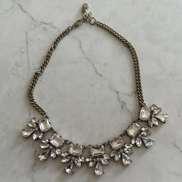 Ann Taylor Loft Necklace - Picture 2 of 2